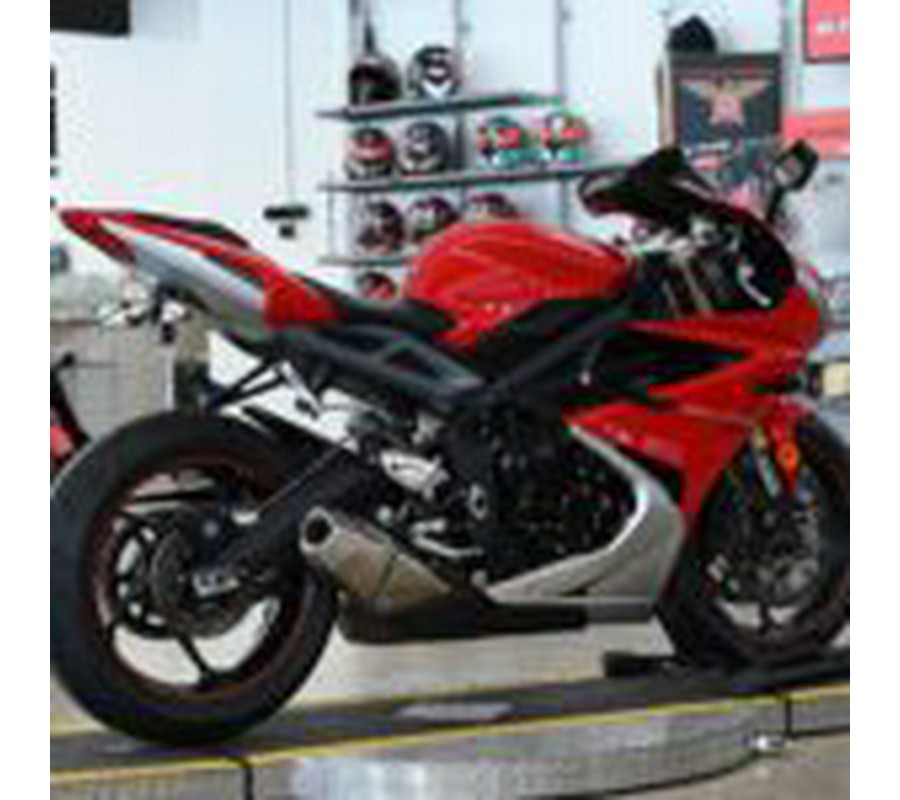 2016 Triumph Daytona 675