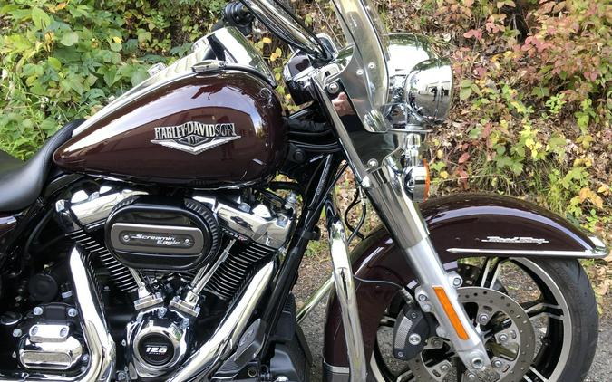 2022 Harley-Davidson® Road King® Midnight Crimson