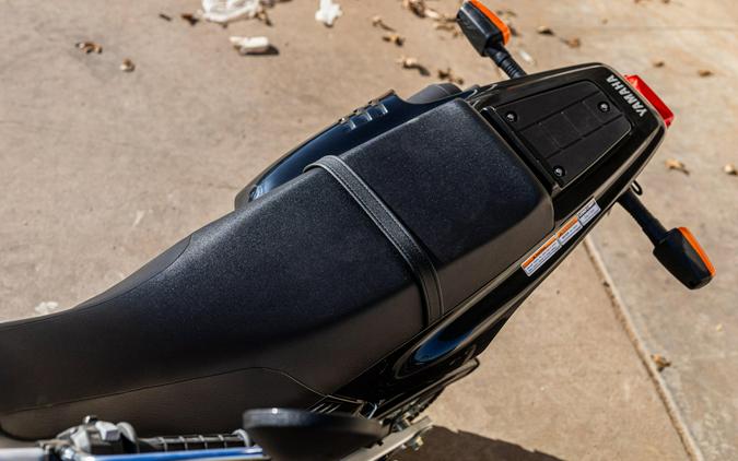 2027 YAMAHA TW200