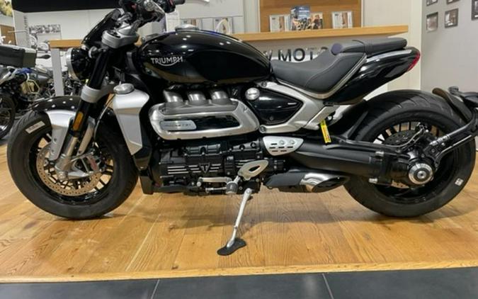 2023 Triumph Rocket 3 R Sapphire Black