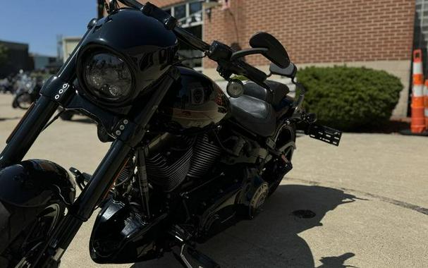 2016 Harley-Davidson® FXSE - CVO™ Pro Street Breakout®