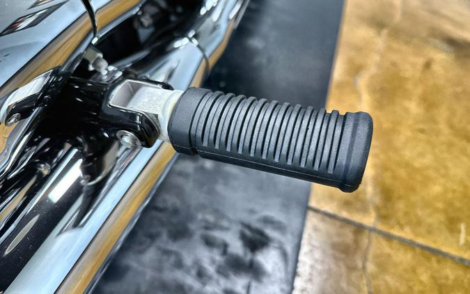 2026 Harley-Davidson® Fat Boy® Vivid Black Chrome Trim