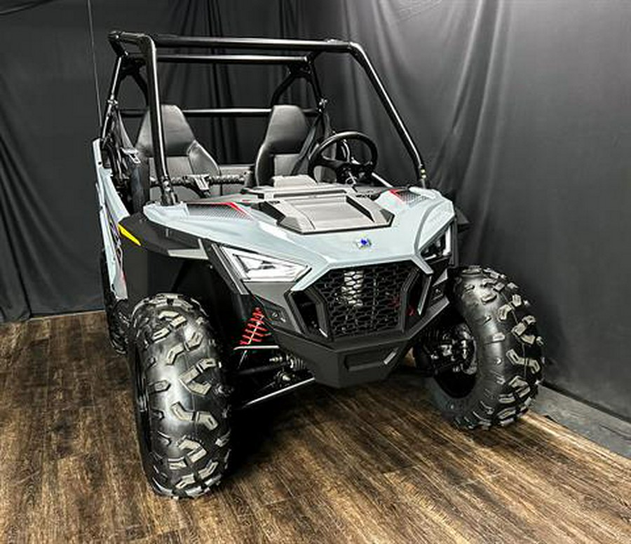 2024 Polaris RZR 200 EFI