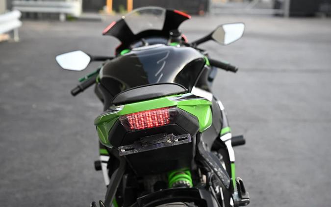 2015 Kawasaki Ninja® ZX™-10R 30th Anniversary