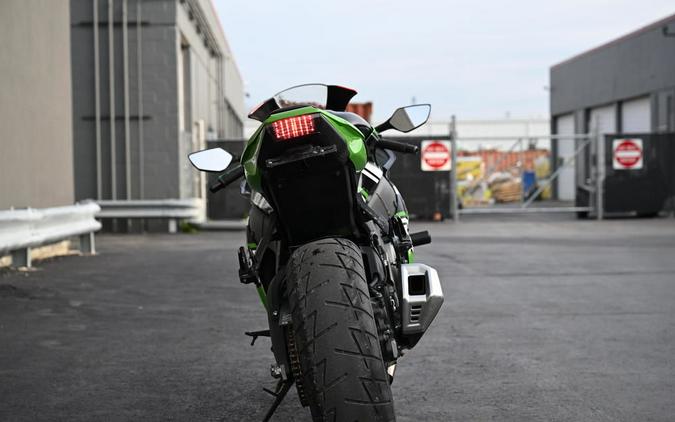 2015 Kawasaki Ninja® ZX™-10R 30th Anniversary