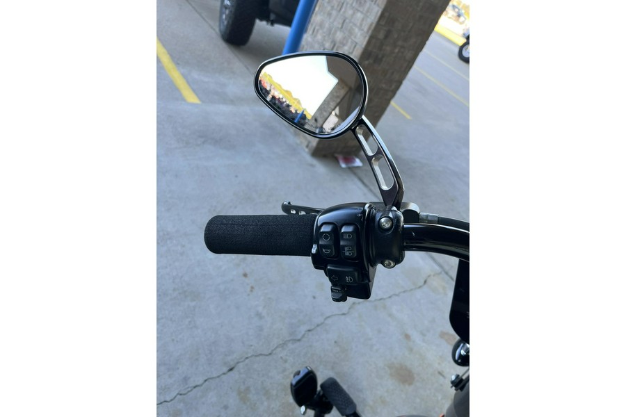 2018 Harley-Davidson® Heritage Classic