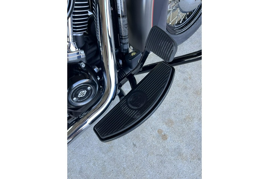 2018 Harley-Davidson® Heritage Classic