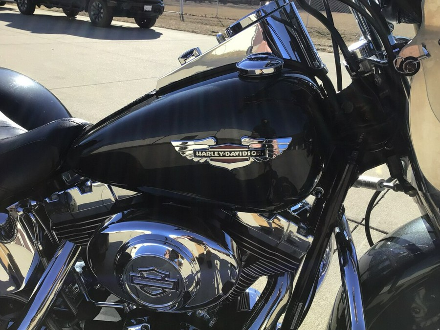 FLSTNI 2006 Softail® Deluxe