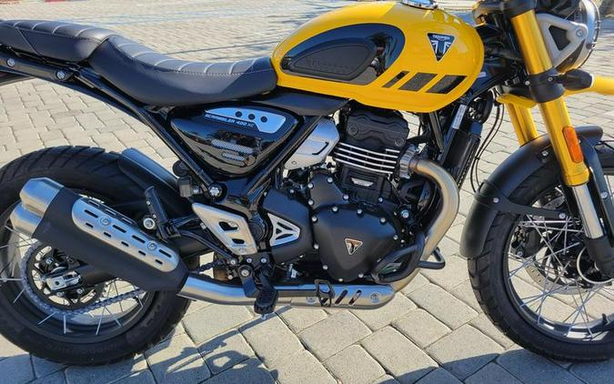 2026 Triumph Scrambler 400 XC Racing Yellow