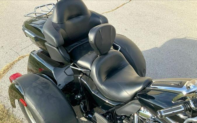 2018 Harley-Davidson® FLHTCUTG - Tri Glide® Ultra