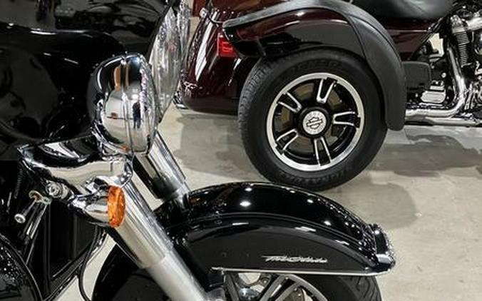 2022 Harley-Davidson® FLHTCUTG - Tri Glide® Ultra