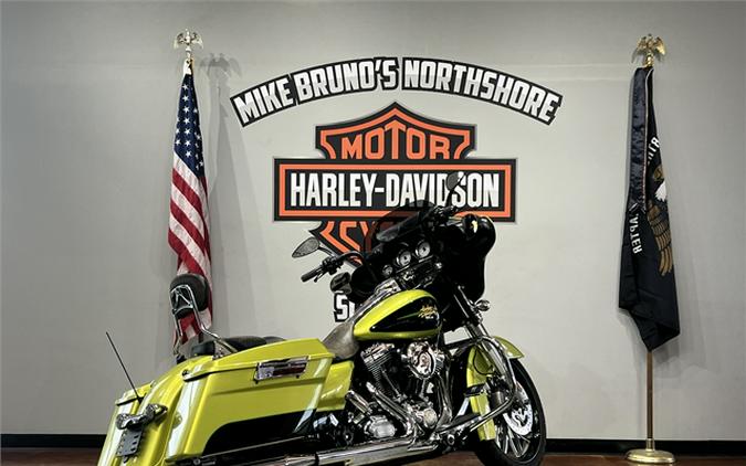 2011 Harley-Davidson Street Glide™ Base