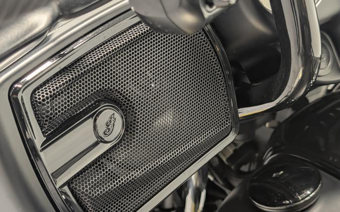 2019 Indian Motorcycle CHIEFTAIN DARK HORSE