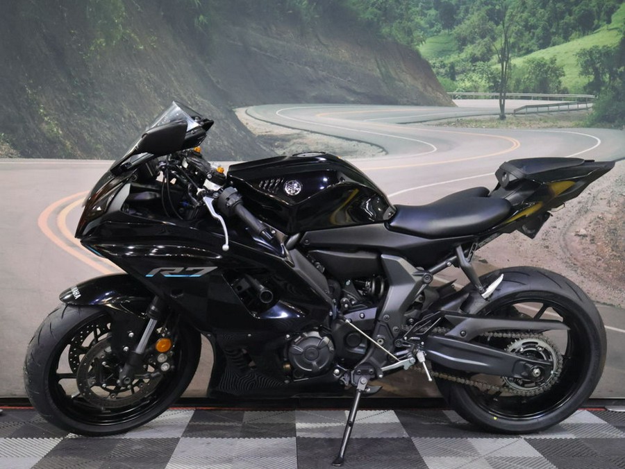 2022 Yamaha YZF-R7
