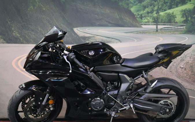 2022 Yamaha YZF-R7