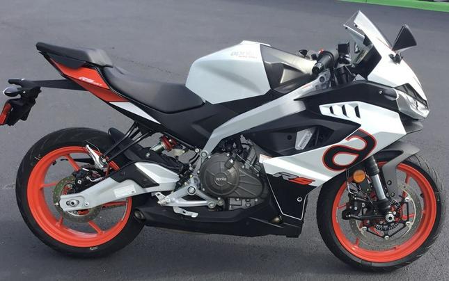 2024 Aprilia® RS 457 OPALESCENT LIGHT