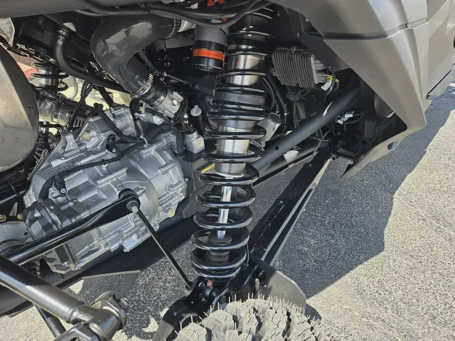 2025 CAN-AM MAVERICK R MAX X RS 999T DCT