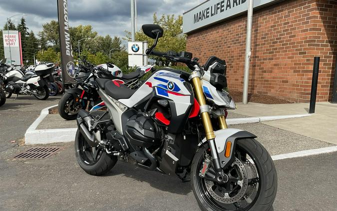 2026 BMW R 1300 R