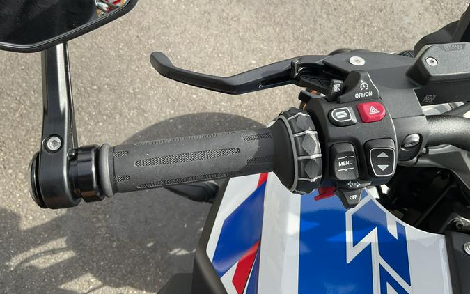 2026 BMW R 1300 R