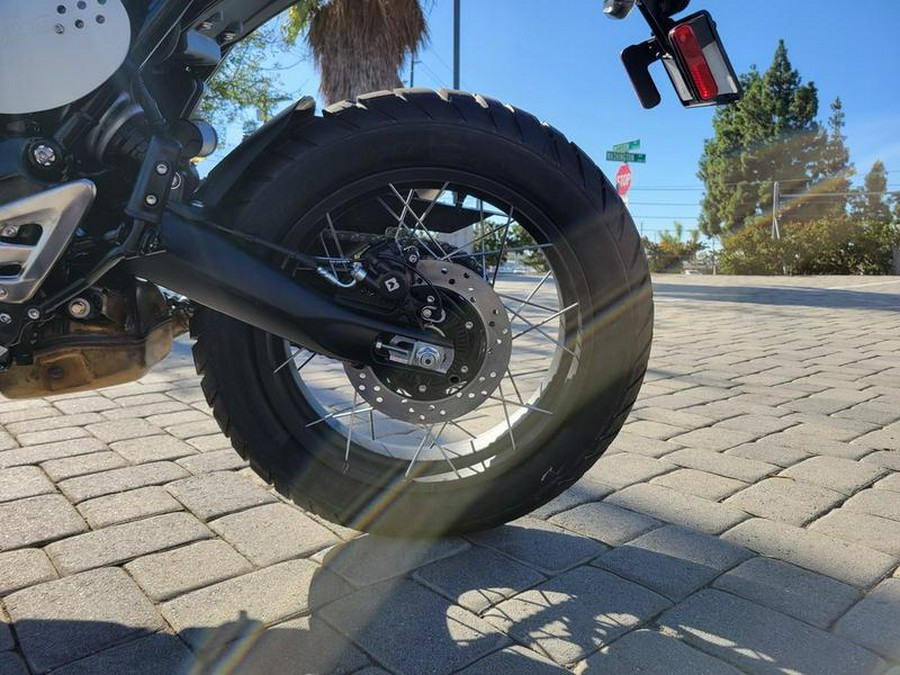 2026 Triumph Scrambler 400 XC Racing Yellow