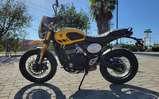 2026 Triumph Scrambler 400 XC Racing Yellow