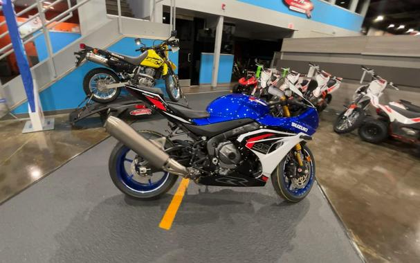 2027 Suzuki GSX-R1000R 40TH ANNIVERSARY EDITION