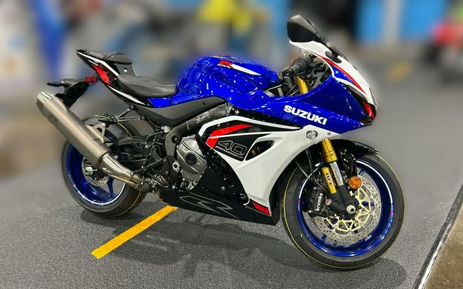 2027 Suzuki GSX-R1000R 40TH ANNIVERSARY EDITION