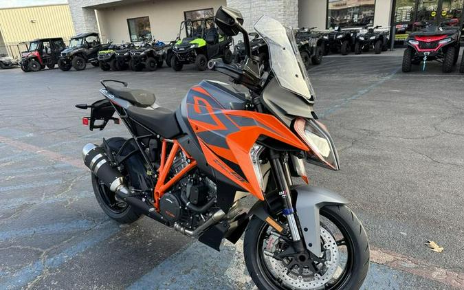 2024 KTM 1290 Super Duke GT