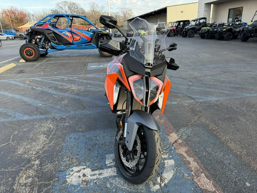 2024 KTM 1290 Super Duke GT