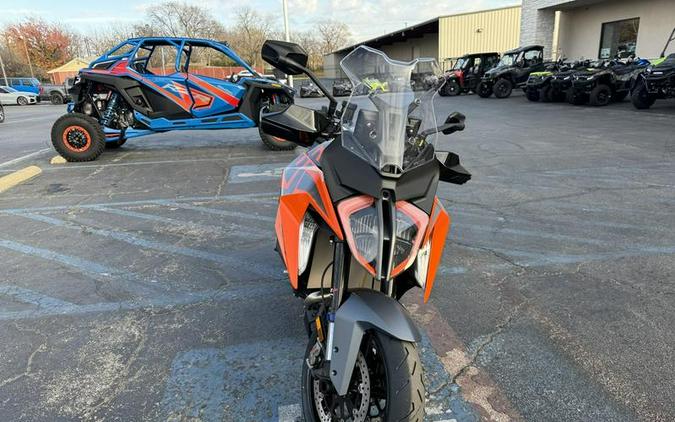 2024 KTM 1290 Super Duke GT