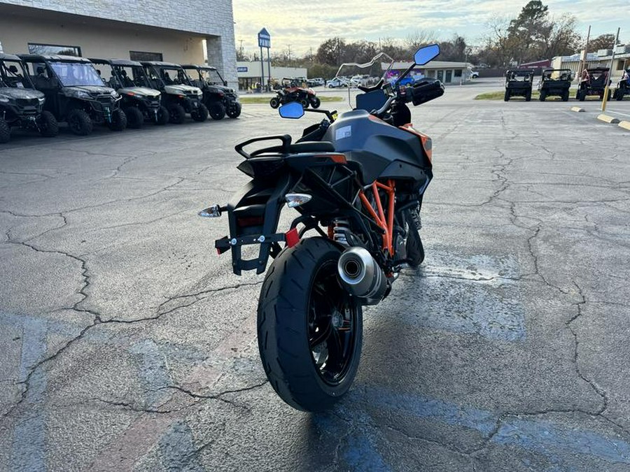 2024 KTM 1290 Super Duke GT