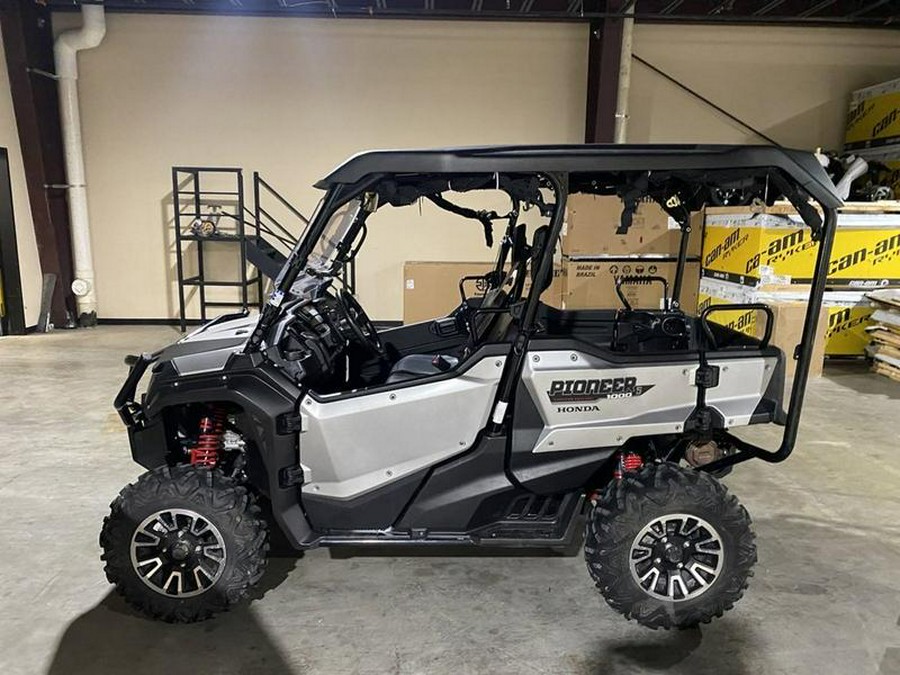 2019 Honda® Pioneer 1000-5 Limited Edition