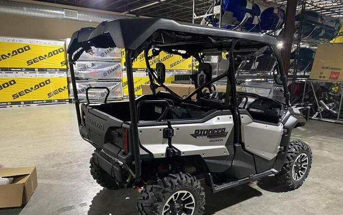 2019 Honda® Pioneer 1000-5 Limited Edition