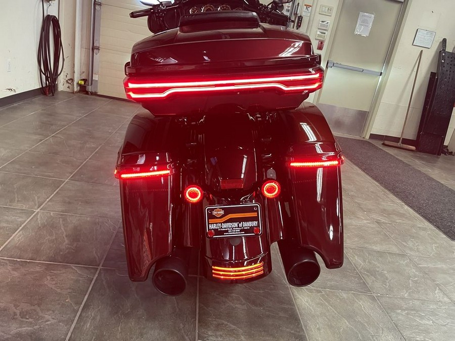 2018 Harley-Davidson® FLHXS - Street Glide® Special