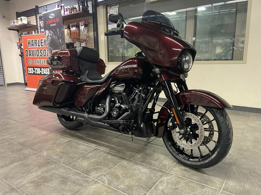 2018 Harley-Davidson® FLHXS - Street Glide® Special