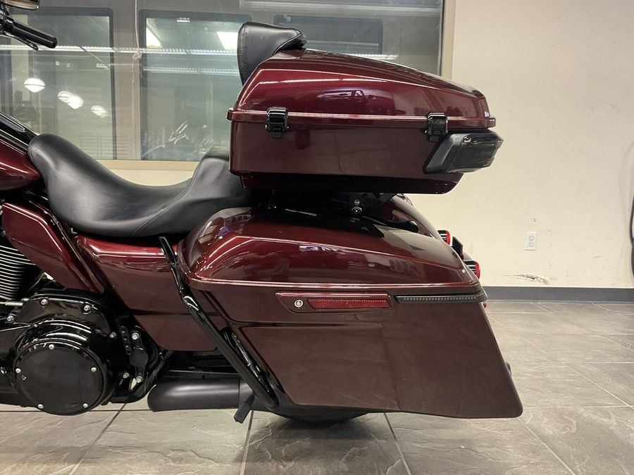 2018 Harley-Davidson® FLHXS - Street Glide® Special