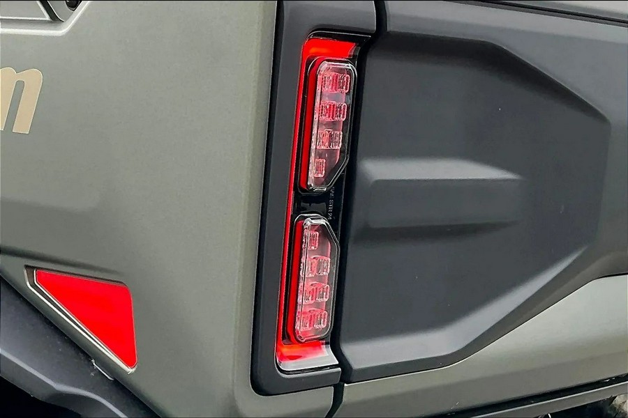 2026 Can-Am Defender X mr HD11 with Half Doors