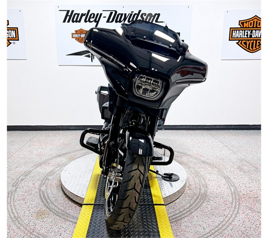 2024 Harley-Davidson Street Glide FLHX VIVID BLACK