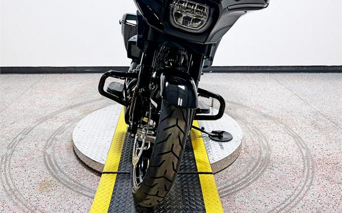 2024 Harley-Davidson Street Glide FLHX VIVID BLACK