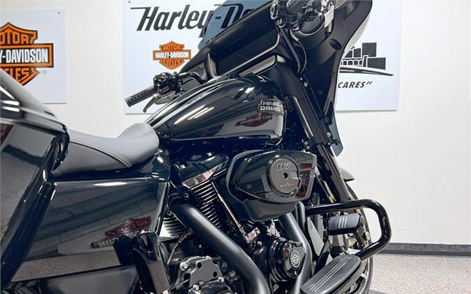 2024 Harley-Davidson Street Glide FLHX VIVID BLACK