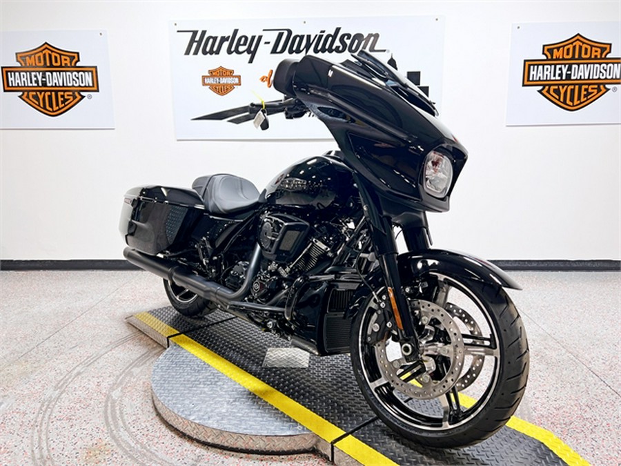 2024 Harley-Davidson Street Glide FLHX VIVID BLACK