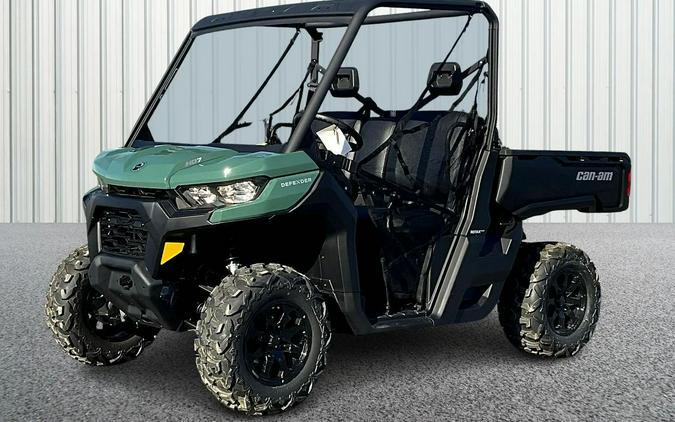 2026 Can-Am SSV DEF DPS 62 HD7 GN 26 DPS HD7