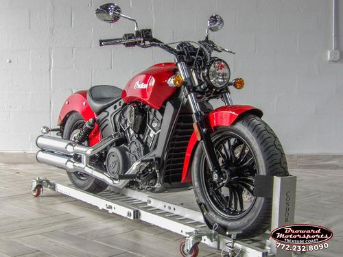 2021 Indian Scout Bobber Sixty Review [Urban Motorcycle Test]