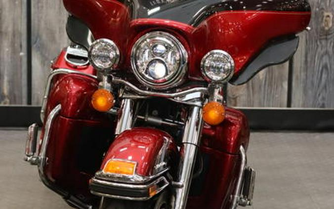 2012 Harley-Davidson® FLHTCU - Electra Glide® Ultra Classic