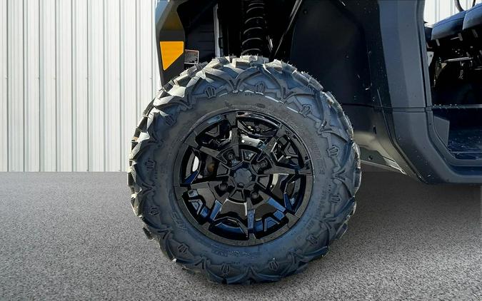 2026 Can-Am SSV DEF MAX DPS 62 HD7 GN 26