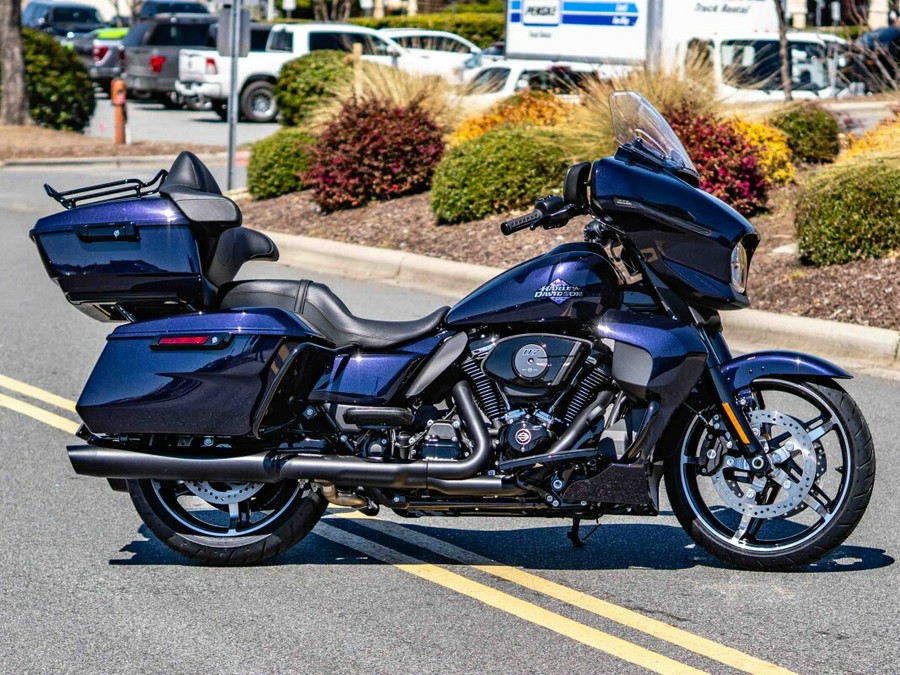 FLHXU 2025 Street Glide® Ultra