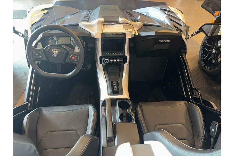 2026 TWC-26,2.0,A,R,49ST,WHITE AutoDrive - Slingshot