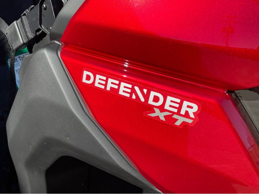 2024 Can-Am DEFENDER HD 10 XT