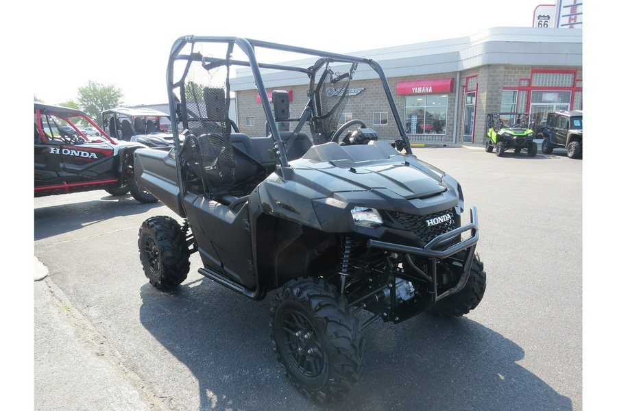 2025 Honda Pioneer 700 Deluxe