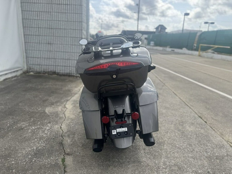 2025 Indian Roadmaster Dark Horse W/Powerband Audio Heavy Me